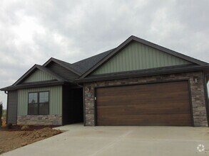 Building Photo - 3211 Napoli Dr