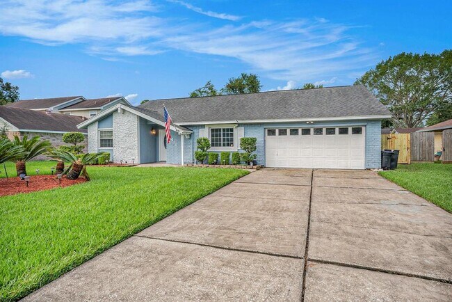 Foto del edificio - 415 Cottonwood Dr