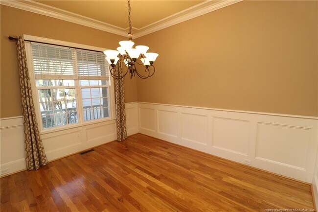 Foto del edificio - 7124 Blue Juniper Ct