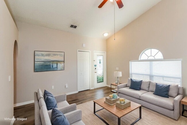 Building Photo - 6215 Cannoli Pl