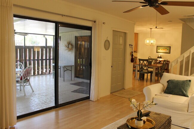 Foto del edificio - 301 SE Castle Ct