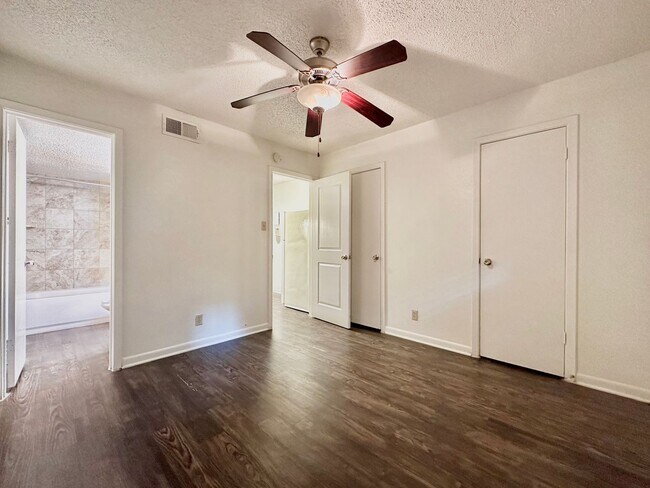 Foto del edificio - 301 W 29th St