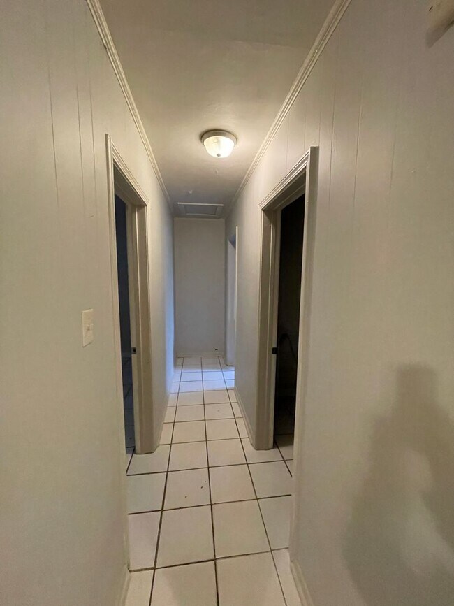 Foto del edificio - 2 Bedroom in West Pensacola