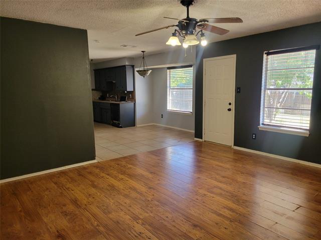Building Photo - 1411 Clearfield Dr