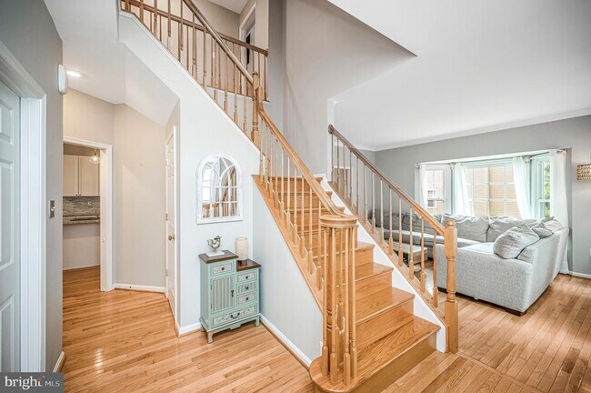 Building Photo - 15385 Windsong Ln