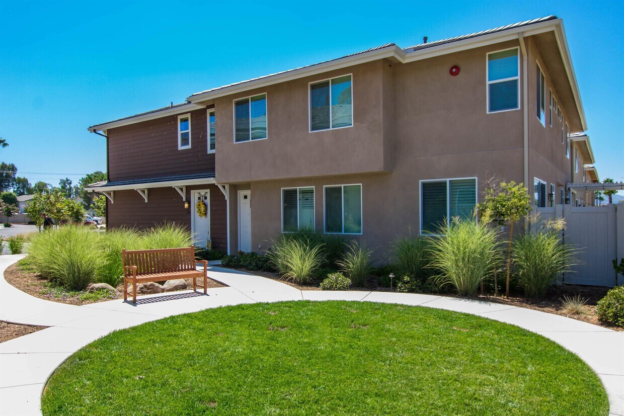 1331 Meandering Way, Ramona, CA 92065 Townhome Rentals in Ramona CA