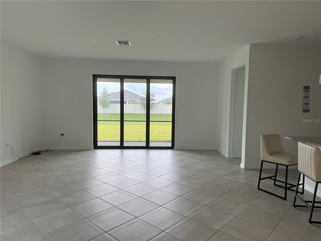 Foto del edificio - 1590 Saddlewood Cir