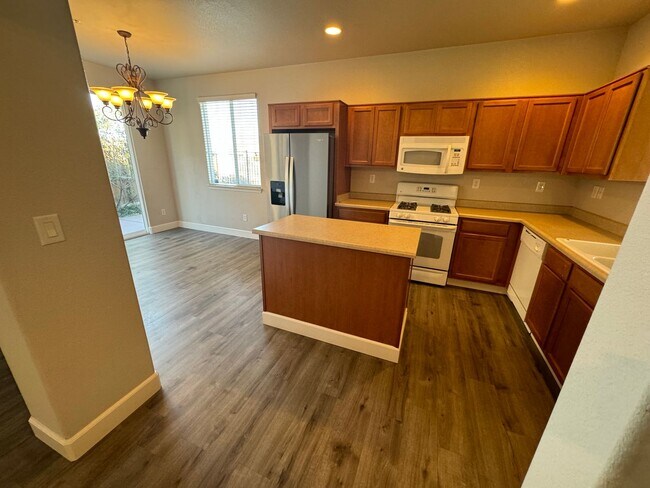 Foto del edificio - 6461 Peppergrass Dr, Sparks NV 89436- Gino...