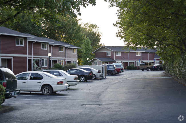 Building Photo - Villa West Apartments