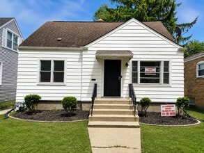 Building Photo - 14337 Parnell Ave
