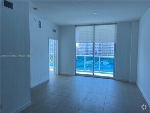 Building Photo - 1945 S Ocean Dr