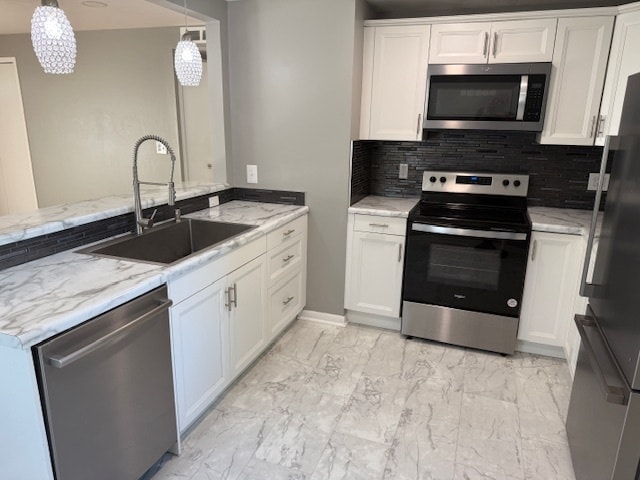 Foto del edificio - 2431 Shadowood Dr