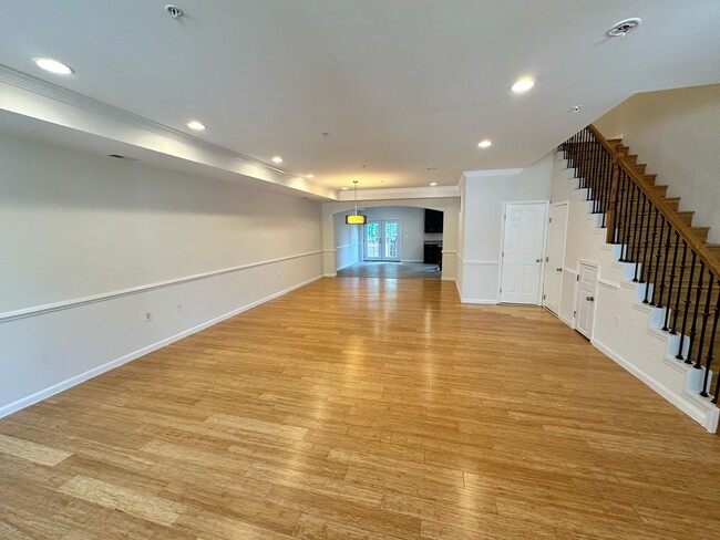 Building Photo - Beautiful 3BR in Historic Anacostia