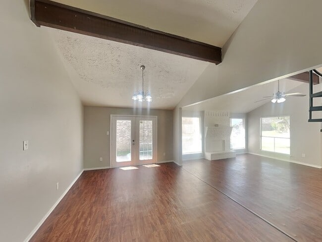 Foto del edificio - 942 Somercotes Ln