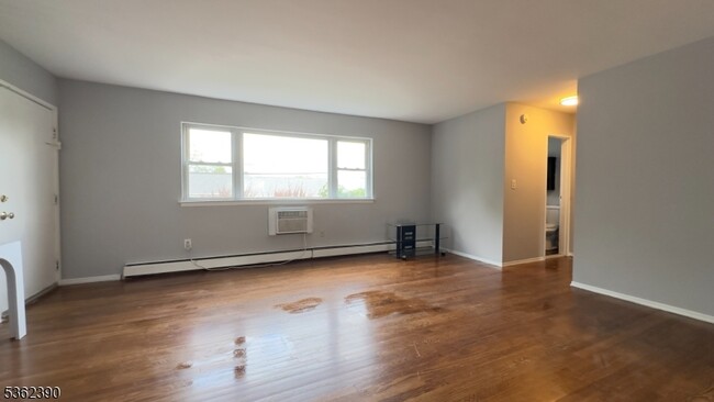 Building Photo - 2467 NJ-10