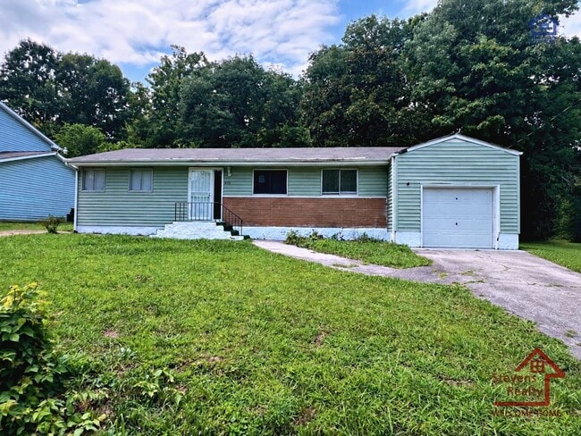 Building Photo - 409 Donaldson Rd