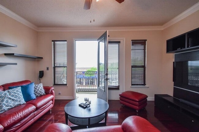 Building Photo - 2299 Lone Star Dr