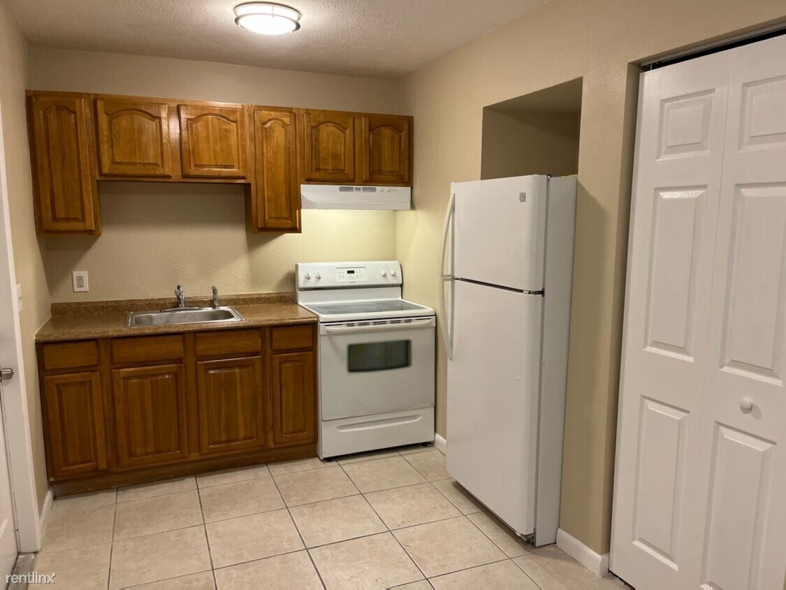Foto del edificio - 1 br, 1 bath Duplex - 1405 College Park La...