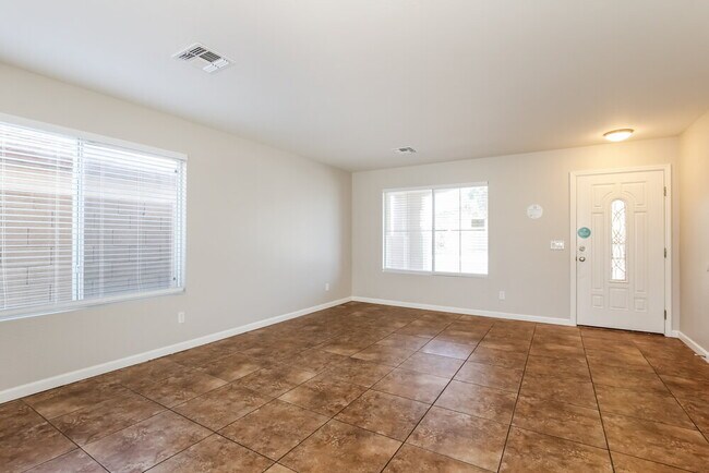 Building Photo - 1344 S 220th Dr