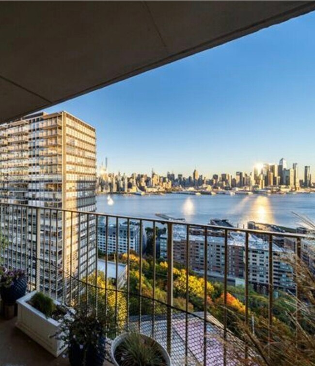 Foto del edificio - 6040 JFK Blvd E