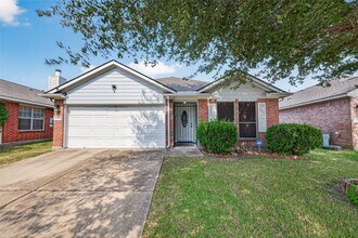 Building Photo - 10902 Primrose Acres Ln