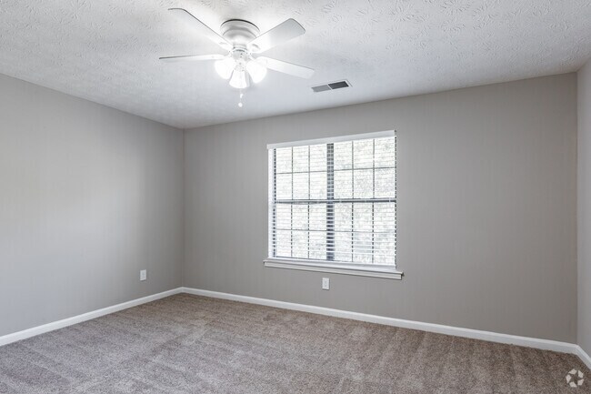 1BR, 1BA - 928SF (Type C) - Bedroom - The Mews Apartments
