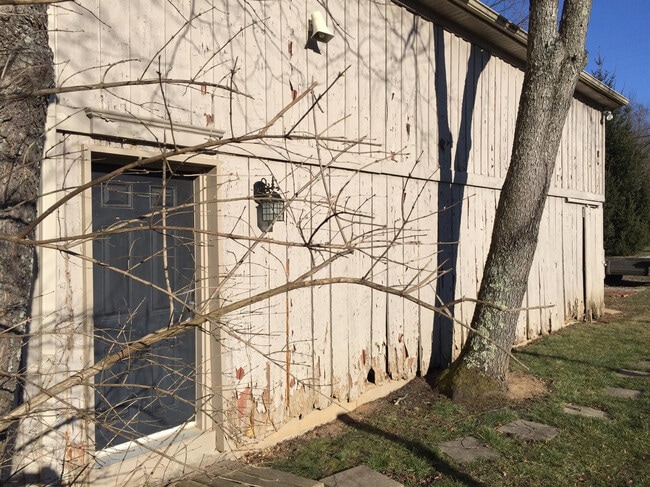 Building Photo - 1065 Mackey Pike