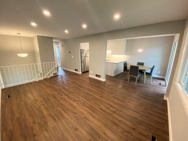 Foto del edificio - 3726 Joppa Ave S