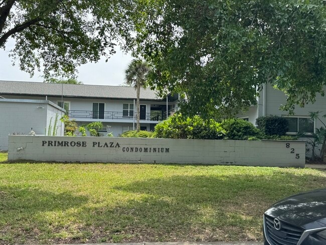 Photo - 825 N Primrose Dr Townhome