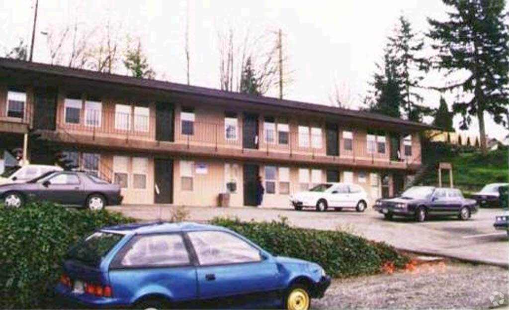 Building Photo - MacLeod Apts
