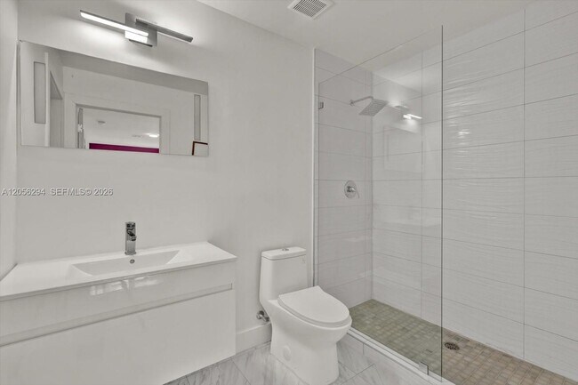 Foto del edificio - 808 SW 29th St