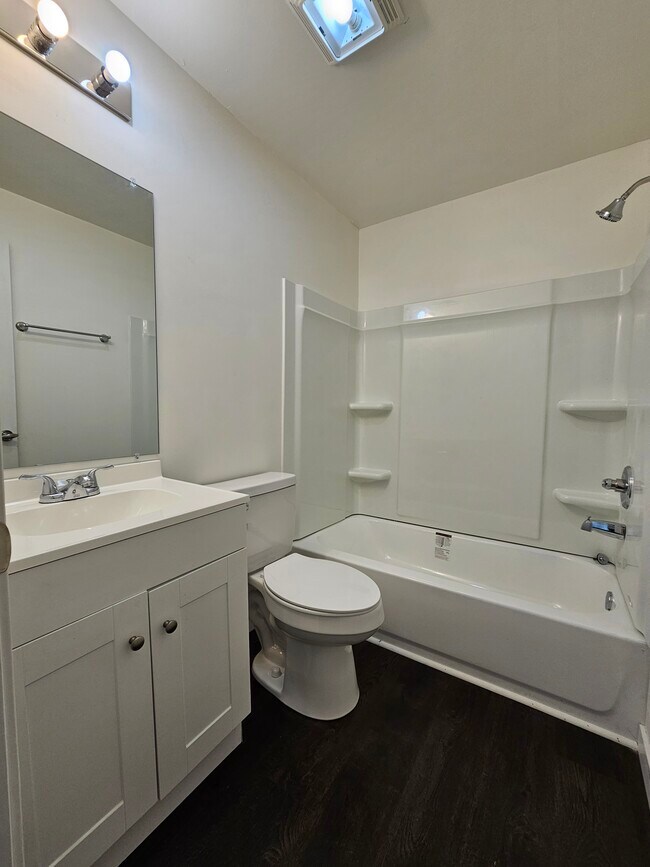 1402 Jones St Unit B, Corning, AR 72422 Apartments in Corning, AR