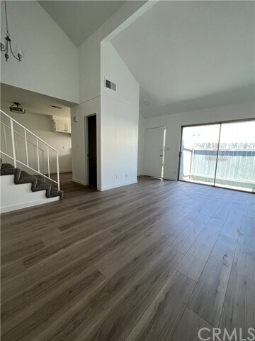 Foto del edificio - 1611 Firvale Ave