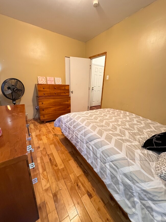 All the furniture is included - 534 Bingaman St