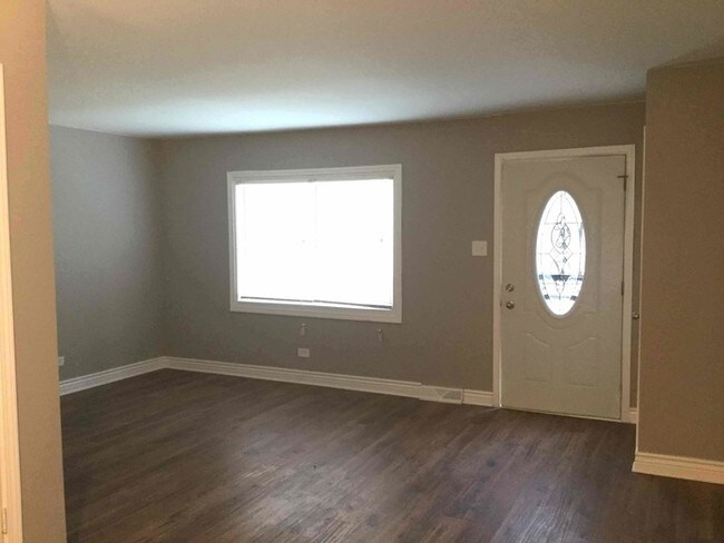 Building Photo - 11344 S Hermosa Ave