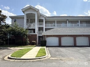Building Photo - 9113 Meadow Vista Rd