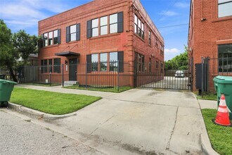 Building Photo - 6819 Avenue C