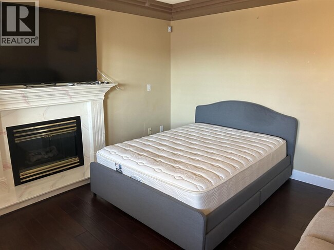 Building Photo - 5510 Rumble St