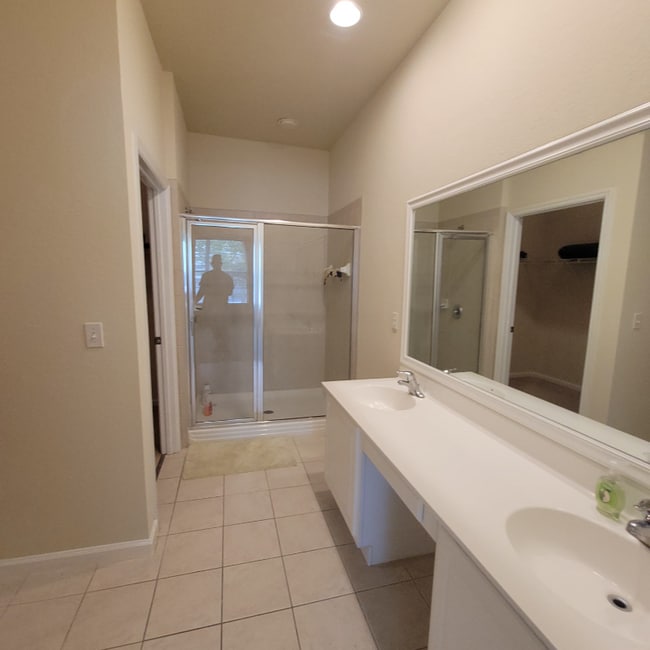 Foto del edificio - 3351 Whitestone Cir