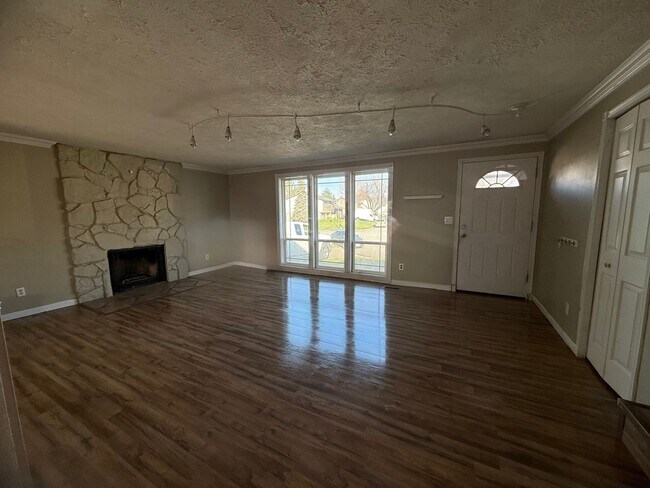 Foto del edificio - Quiet Cul-de-Sac | 3 Bed / 3 Bath + Bonus Rooms | Spokane Valley