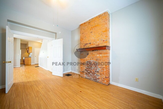 Building Photo - 757 Wager St