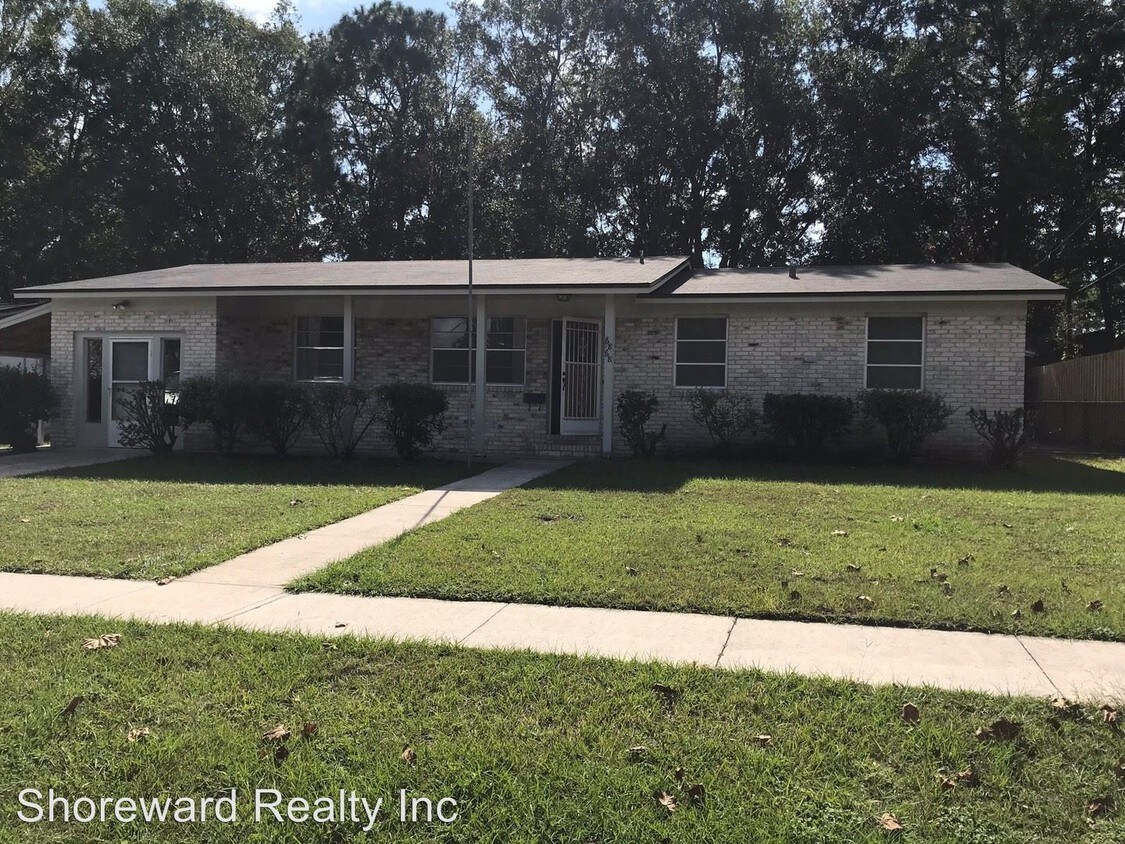 Foto principal - 3 br, 2 bath House - 6868 Medellin Ct