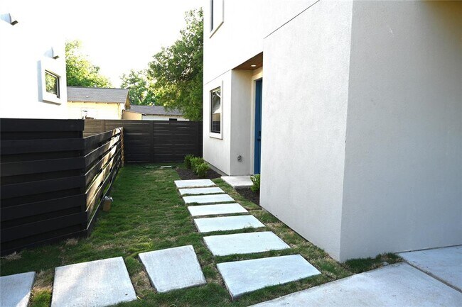 Foto del edificio - 4410 Glomar Ave