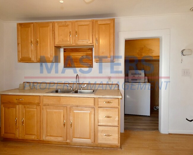 Foto del edificio - 1026 Oakwood Ave