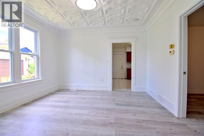 Photo du bâtiment - 742 PARENT MAIN