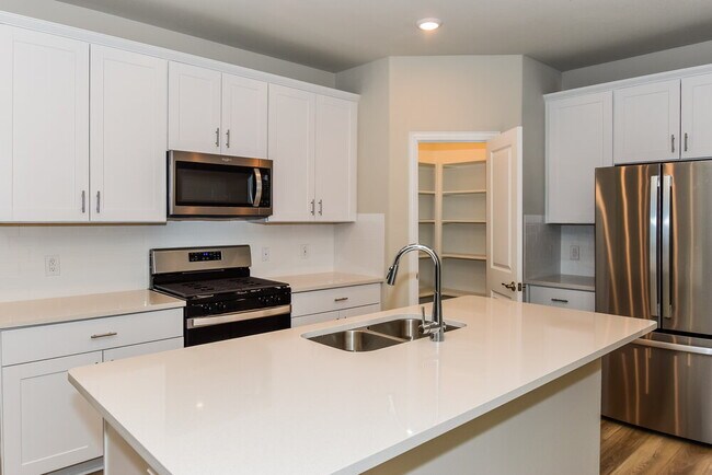 Foto del edificio - 1212 Green Timber Dr