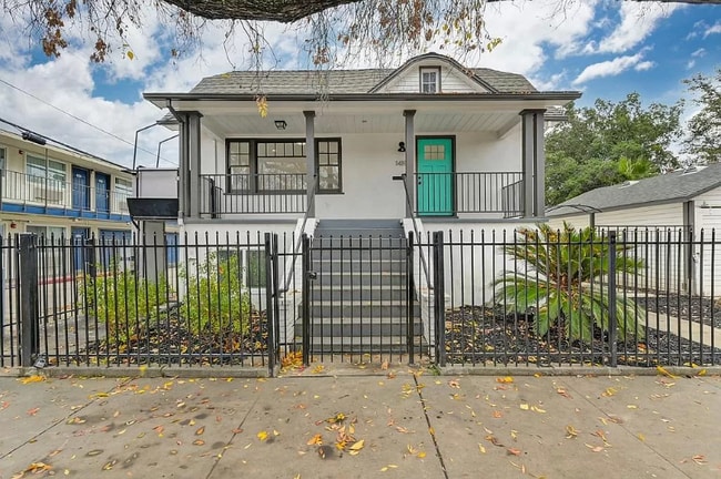 Building Photo - 1419 30th St Building Photo - 1419 30th St