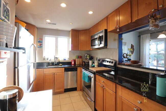 Building Photo - 2456 Massachusetts Ave