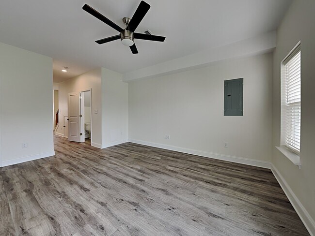 Foto del edificio - 2388 Eagle Creek Ct