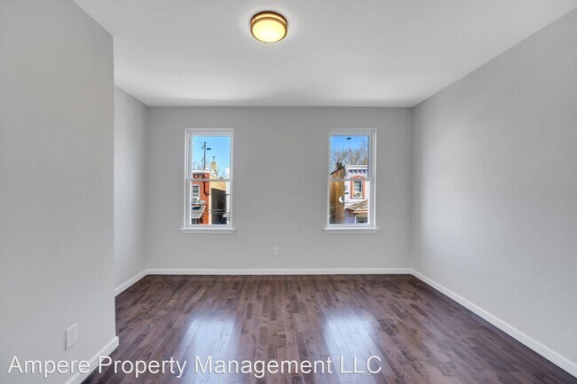 Foto del edificio - 3 br, 1 bath House - 1304 Hanson St